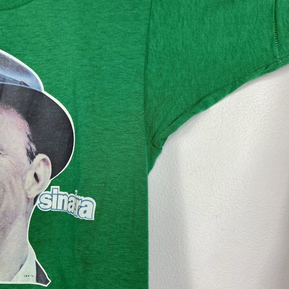 Vintage 1975 Frank Sinatra Graphic T-Shirt Mayo Spruce 30” Bust Sz Small Tee - Picture 5 of 9